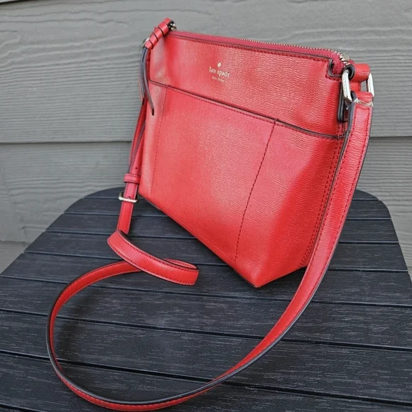 Kate Spade Run Around Crossbody Bag Heirloom Red Top Zip Classic Leather Purse - Picture 3 of 16